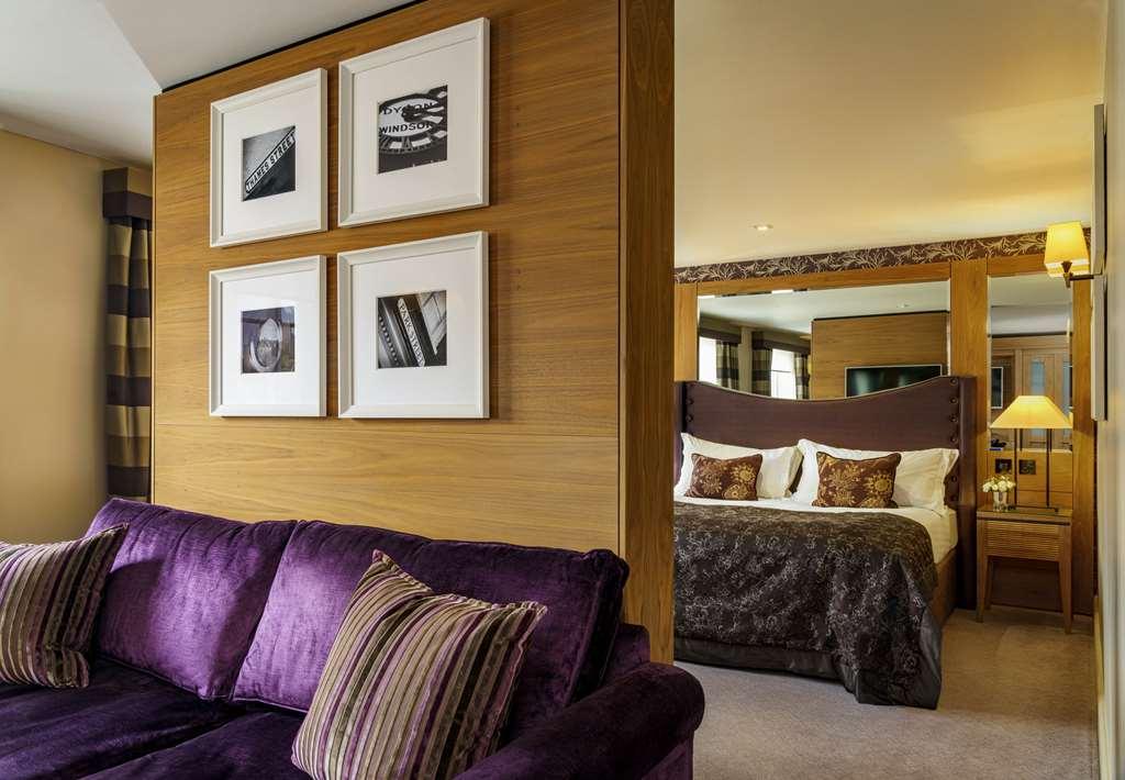 Macdonald Windsor Hotel Room photo